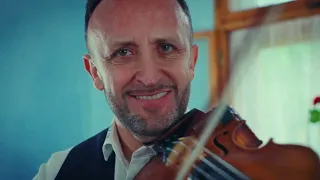Ondrej Kandráč s rodinou - Varila som, varila (Official Music Video 2023)