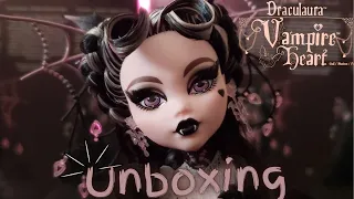 DRACULAURA VAMPIRE HEART ADULT COLLECTOR 2023 MONSTER HIGH UNBOXING & RESEÑA |#enespañol #draculaura