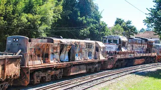 TREM DE SOCORRO LEVANDO AS LOCOMOTIVAS ACIDENTADAS PARA A OFICINA - Rota do Calcário