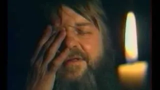 Rare Robert Wyatt interview at home 1994 (part 2/2)