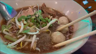 Delicious Stewed Pork Noodle - Krua Khun Puk Restaurant, Bangkok - Bangkok Street Food - Below $1.50