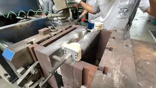 重力鑄造 翻砂鑄造 Casting Aluminum Alloy（機械夾臂）機械零件製造,食品機械零件,醫療機械零件,汽機車零件,航太零件,運動器材零件,製造