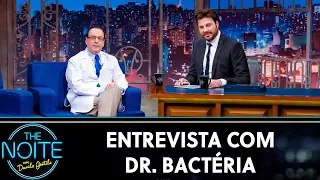 Entrevista com Dr. Bactéria (Dr. Roberto Figueiredo) | The Noite (30/09/19)