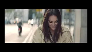 Ewa Farna - Málo se známe [Official Music Video]