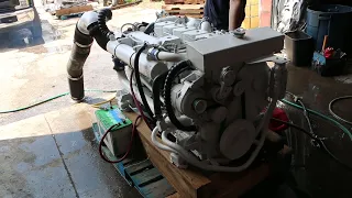 Cummins 6BT 330hp Engine Running