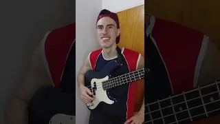 Guitarrista cuando ve a un bajista