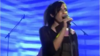 Stronger Than Me live in Germany, October 2004 - Amy Winehouse (FULL)