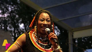 Fatoumata Diawara - Bonya - LIVE at Afrikafestival Hertme 2019