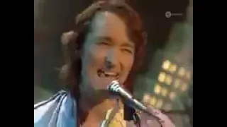X2Download app Roger Hodgson   In Jeopardy 1984 • TopPop 144p