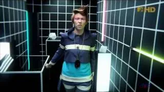 La Roux - Bulletproof HD 1080p