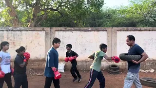 #Boxing#groupe#Tyre#punches #viral#video#