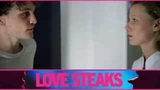 Love Steaks | Clip | Begegnung im Aufzug ᴴᴰ