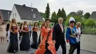 Blumenhorn-Parade auf dem Schützenfest in Kapellen 2016