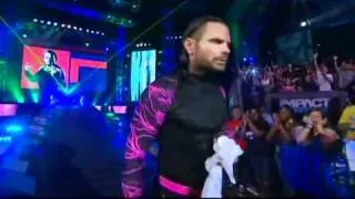 Jeff Hardy , confronts Jeff Jarrett ‏! =)