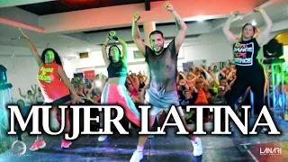 Mujer latina - Thalia / Chris Classen Presenter con Karina Rocha / Coreo Zumba