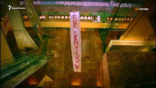 «Free Sentsov»: Pussy Riot в США провели акцию в защиту политзаключенных