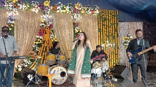 mehndi hai rachne wali by SARA RAZA KHAN LIVE/Sangeet Event