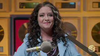 Ashley McBryde – You’re Lookin’ At Country (Loretta Lynn Cover)