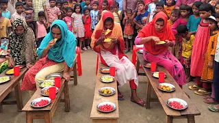 টক, ঝাল, মিষ্টি খাওয়ার চ্যালেঞ্জ। কম সময়ে ৬রকম খাবার খেয়ে গ্রামের আপা অবাক করে দিল। Eating Challenge