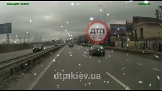 видео момента серьёзного #ДТП #авария с пострадавшими на новообуховской трассе : нащадок на #БМВ