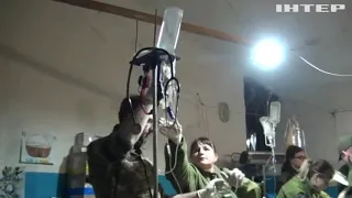 Бої за український Донбас тривають: армія медиків невпинно рятує життя солдатів