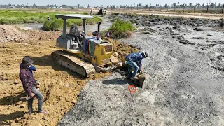 Part2 Great Expert Operator Bulldozer Pushing Stone and Dirt Truck Dumping Stone