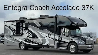 Entegra Coach Accolade 37K - 5U221713