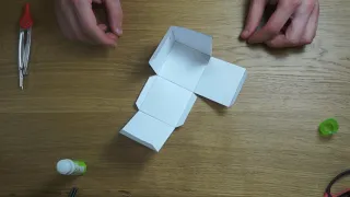 How to make a paper cube (from scratch).