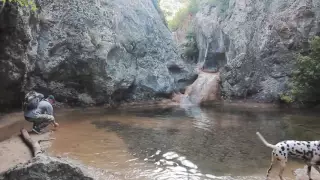 Крымский маршрут. Сюндюрлю-коба. Байдарская долина.