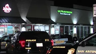 SAPD: Search underway for suspects involved in armed robbery at Arby’s