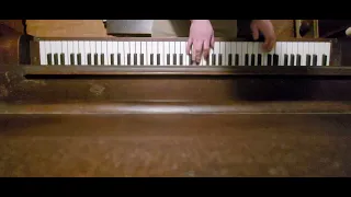 Minecraft sweden on an old piano.