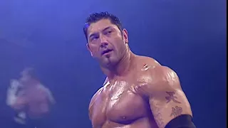 Team Raw tricks Batista: SmackDown, Nov. 11, 2005