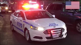 NYPD Police car responding - Plays with siren whilst stuck in traffic