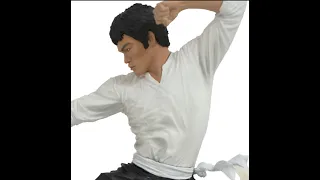 Bruce Lee Gallery Air Statue