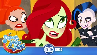 DC Super Hero Girls En Latino | Villanos 😈 | DC Kids