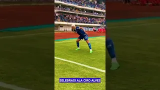 HAMPIR CETAK HATTRICK !! Ciro Alves Selebrasi Gokil