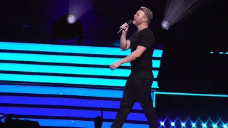 Gary Barlow - Back For Good (O2 Arena (London) - Friday 17th Dec 2021)