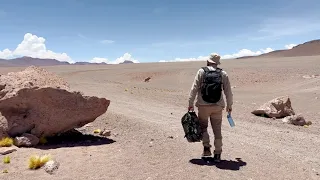 Field recording behind the scenes 32 - Recording wind in the Atacama