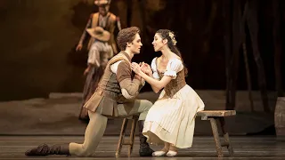 Giselle -  Act I pas de deux (Yasmine Naghdi, Matthew Ball; The Royal Ballet)