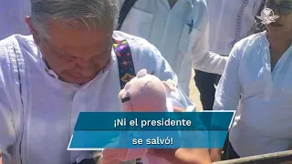 Hasta AMLO ya tiene su muñeco del Dr. Simi