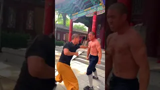 Shaolin Temple Kung Fu [少林铁体] #yanhao＃少林功夫＃动作#ufc新闻＃淘汰赛汇编＃短裤 #ufc 257 #kungfu #wushu #martialarts