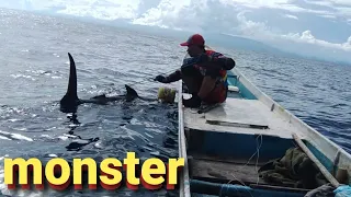 IKAN MONSTER INI TIDAK MAMPU SAYA NAIKAN KE PERAHU,TERPAKSA DIDEREK.😱 MONSTER MARLIN RATUSAN KILO