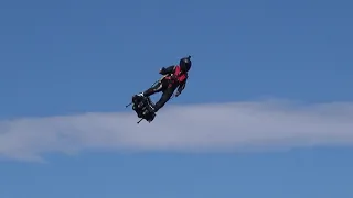 Franky Zapata flyboard air