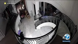 Video shows social media star Jojo Siwa's LA home being burglarized