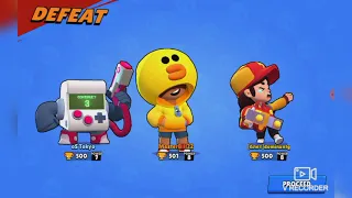 παίζω Minecraft και brawl Stars OMG