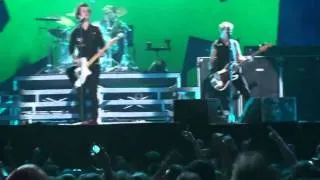 Green Day - Blitzkrieg Bop [Argentina 2010].mp4