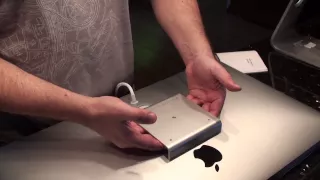 Apple VESA Mount Adapter Unboxing and Install