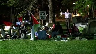 Miami University students set up encampment to protest the war in Gaza