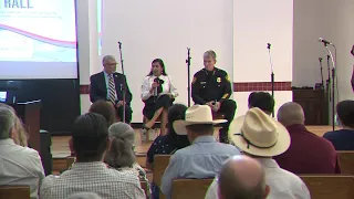 Residents voice frustrations during District 4 public safety town hall