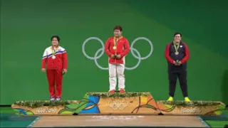 Robles wins bronze, first U.S. lifting medal since 2000